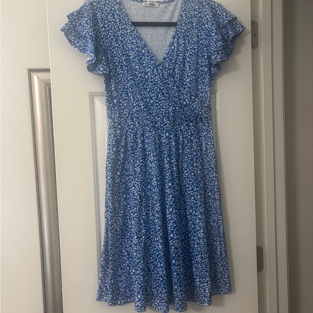 Chic Blue Floral Mini Dress